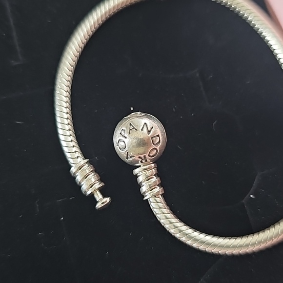 Authentic Pandora Bracelet Moments With Sparkling Cubic Zirconia Heart Clasp 6.7 - Picture 4 of 4